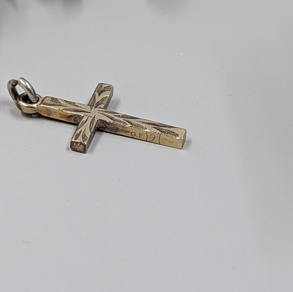 Vintage Gold Filled Signed Sun Burst Design Cross Pendant - Picture 3 of 4